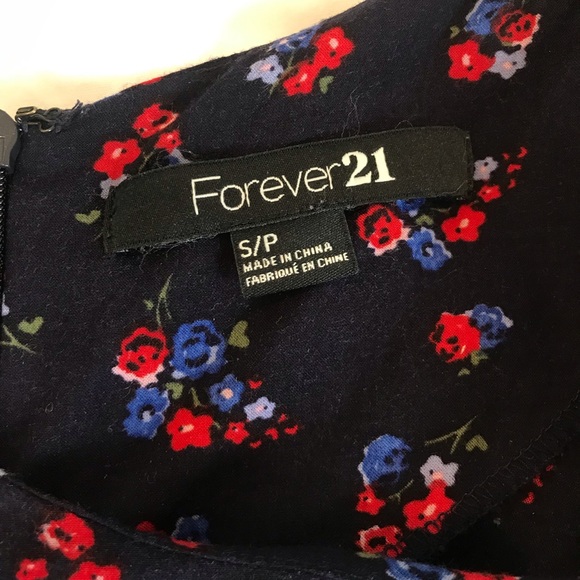 Forever 21 Ditzy Floral Skater Dress - Picture 8 of 8